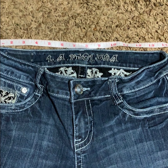 LA Idol - Picture 2 of 7